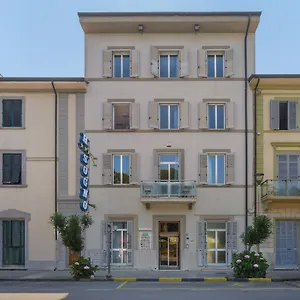 Sogno 3*, Viareggio Italie